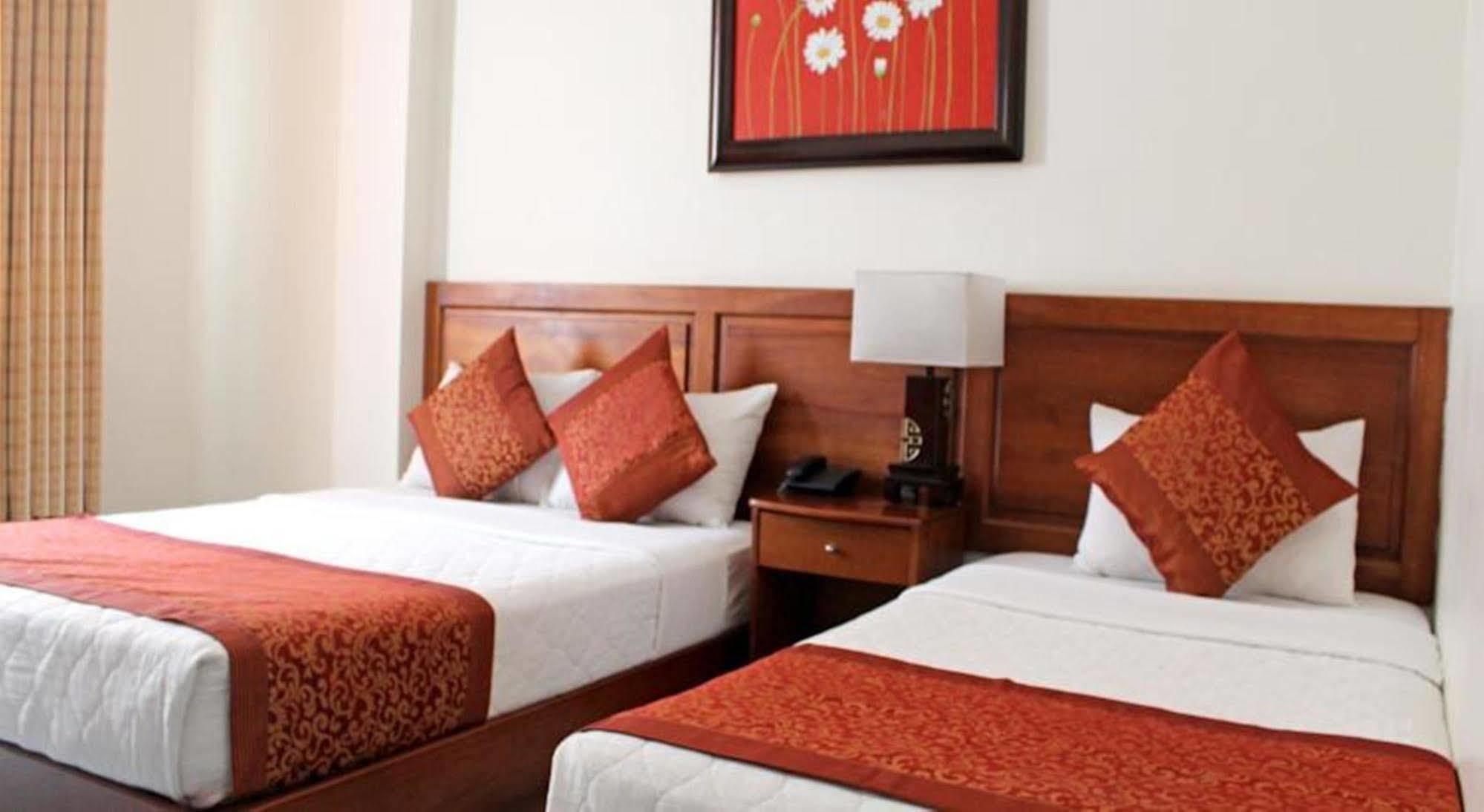 Bich Duyen Hotel Хошимин Экстерьер фото
