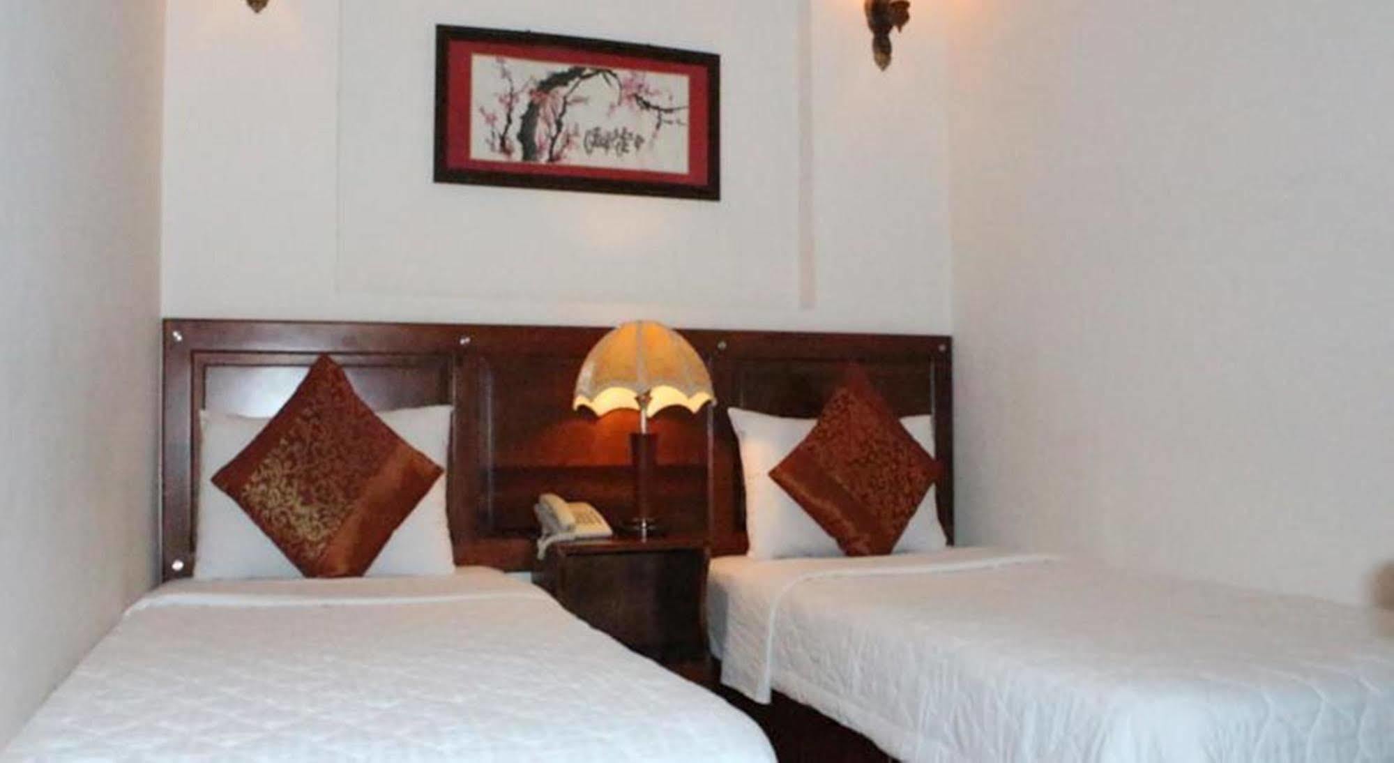 Bich Duyen Hotel Хошимин Экстерьер фото